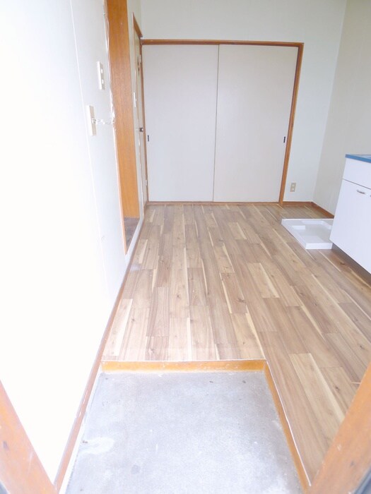 物件内観写真20　(玄関)