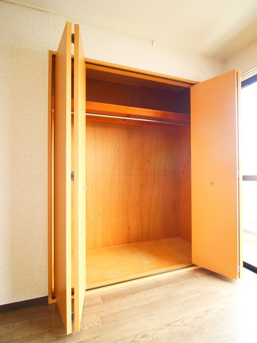 物件内観写真16　(収納)