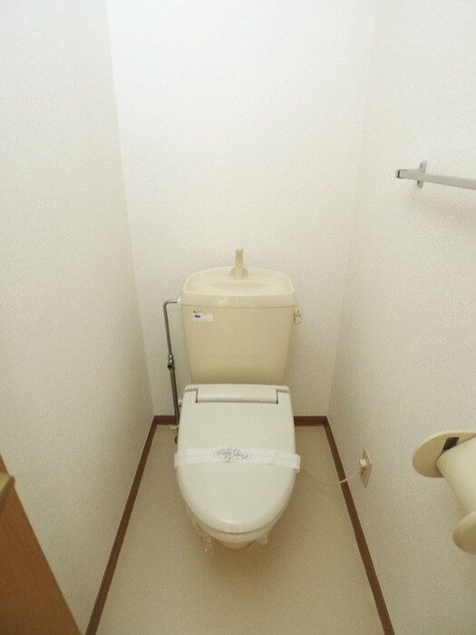 物件内観写真16　(トイレ)