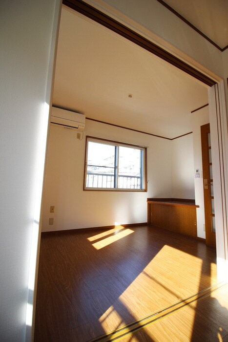 物件内観写真14　(居室)