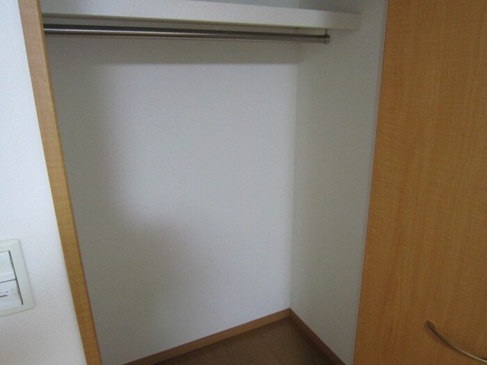 物件内観写真10　(収納)