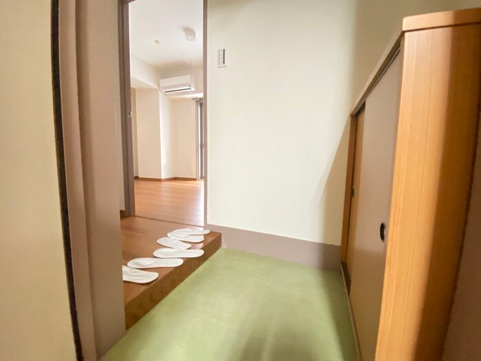 物件内観写真14　(玄関)