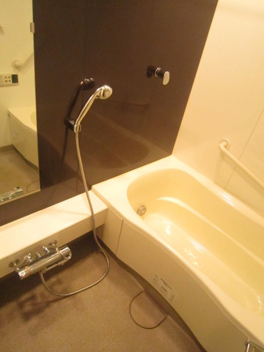 物件内観写真12　(バス／シャワールーム等)