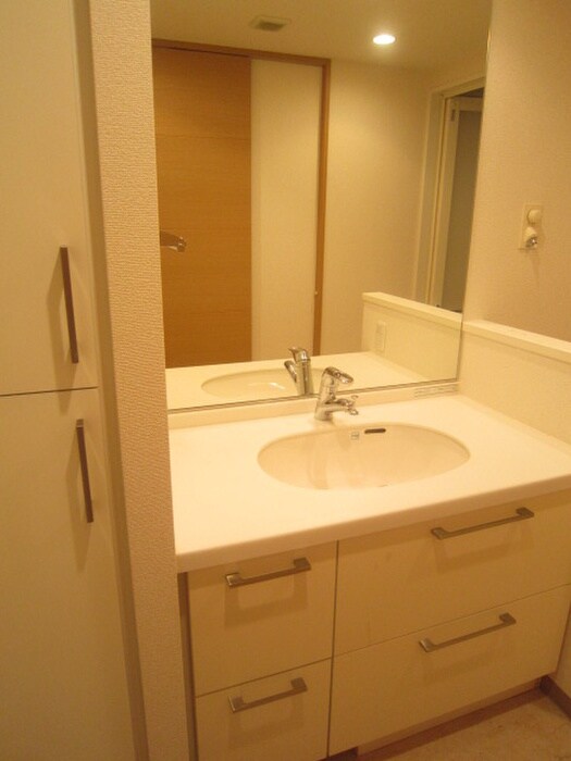 物件内観写真13　(洗面)