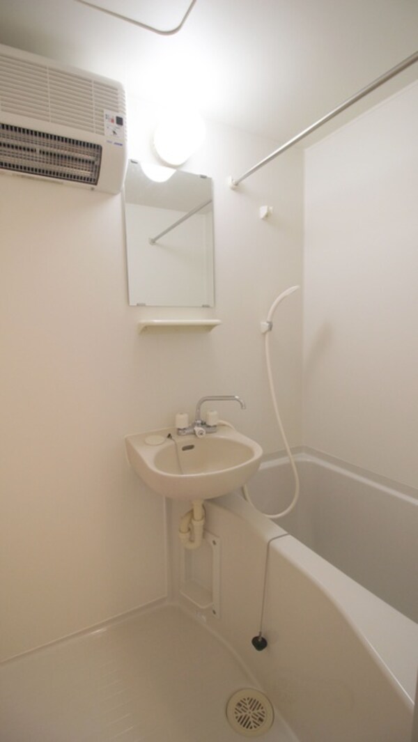 バス／シャワールーム等