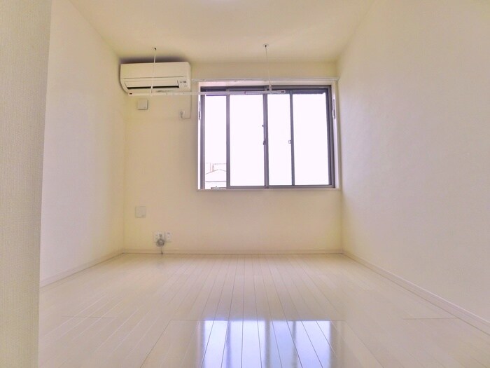 物件内観写真5　(居室)