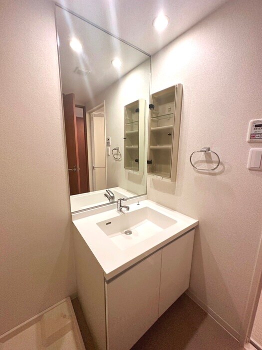 物件内観写真12　(洗面)