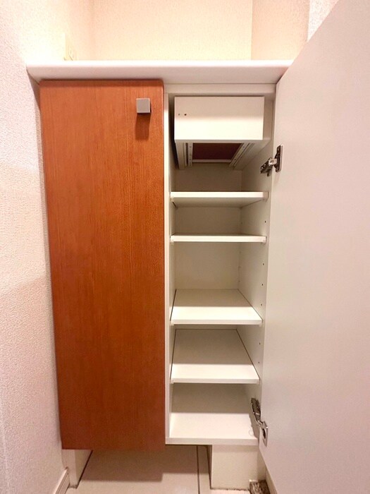 物件内観写真14　(靴箱)