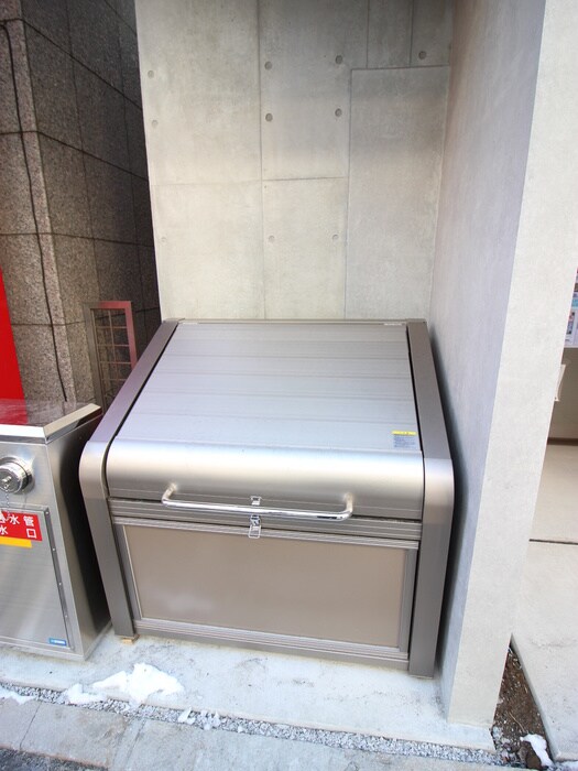 物件外観写真4　(建物設備)