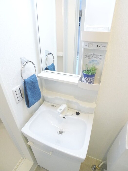 物件内観写真14　(洗面)