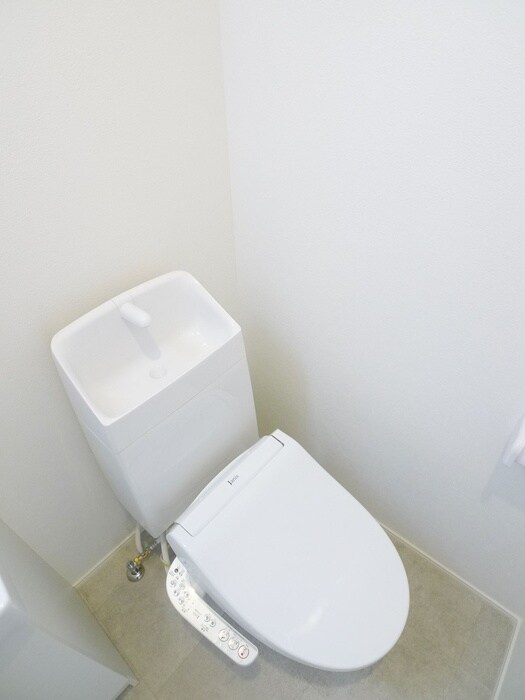 物件内観写真17　(トイレ)