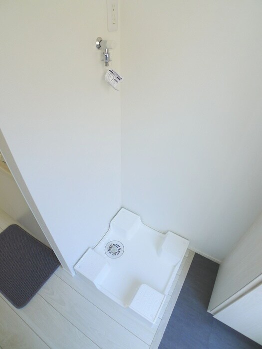 物件内観写真20　(洗濯機置場)