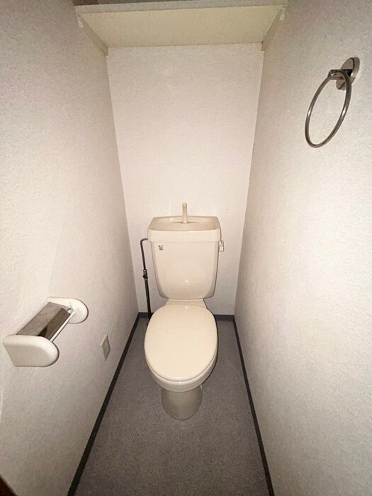 物件内観写真13　(トイレ)