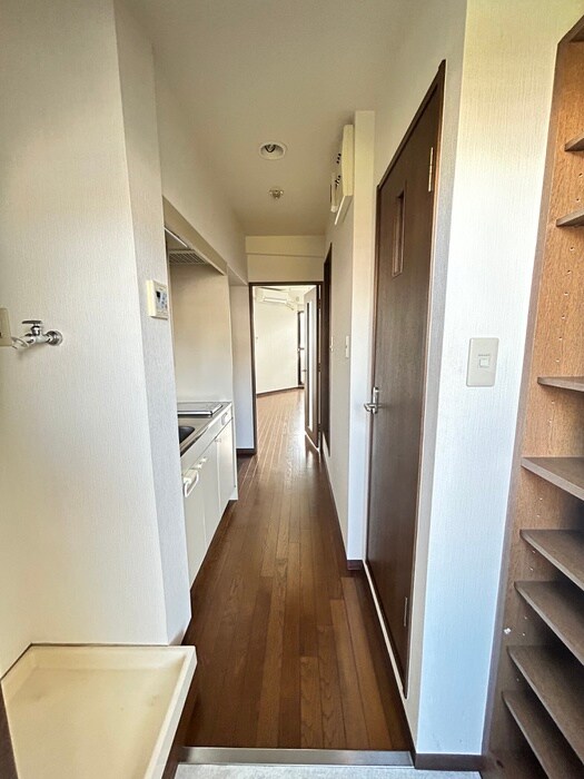 物件内観写真22　(廊下)