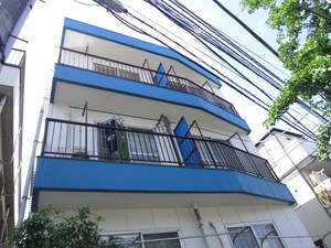 麦倉マンション外観写真