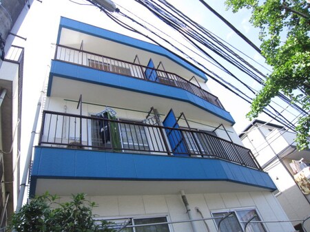 麦倉マンション外観写真