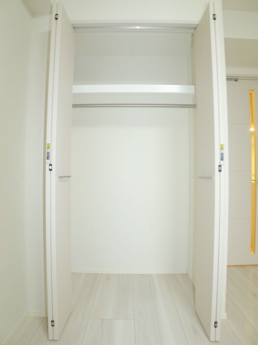 物件内観写真12　(収納)