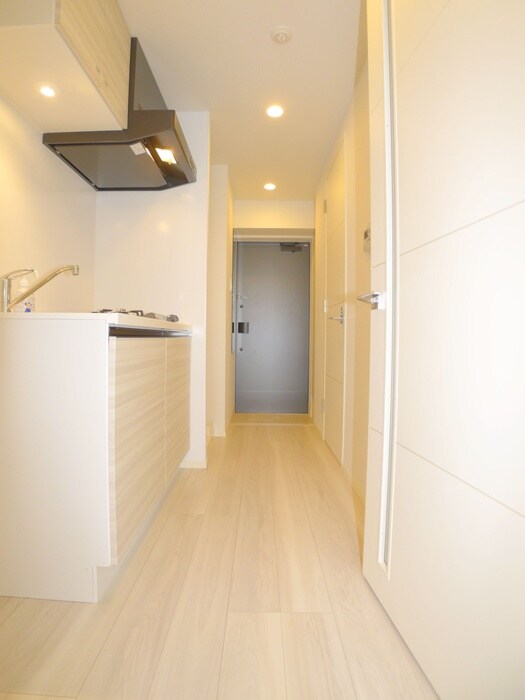 物件内観写真18　(廊下)