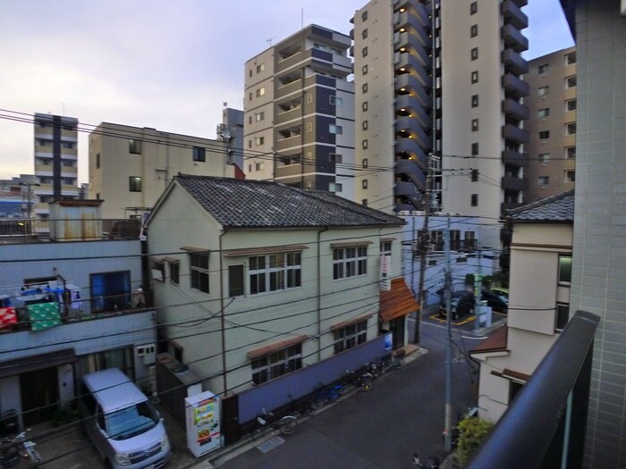 物件内観写真22　(室内からの展望)