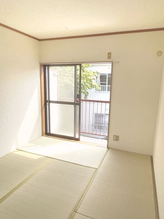 物件内観写真13　(居室)