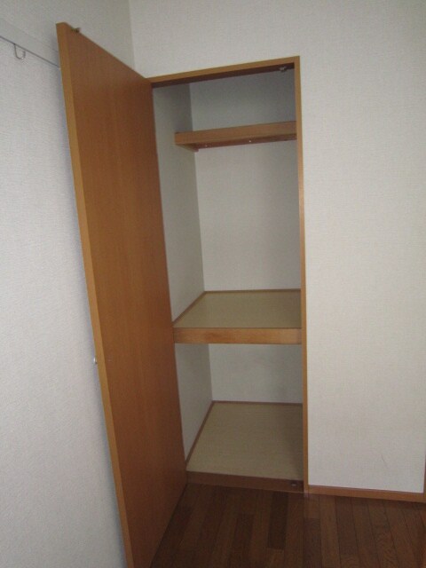 物件内観写真9　(収納)