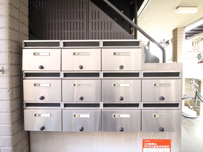 物件外観写真4　(建物設備)