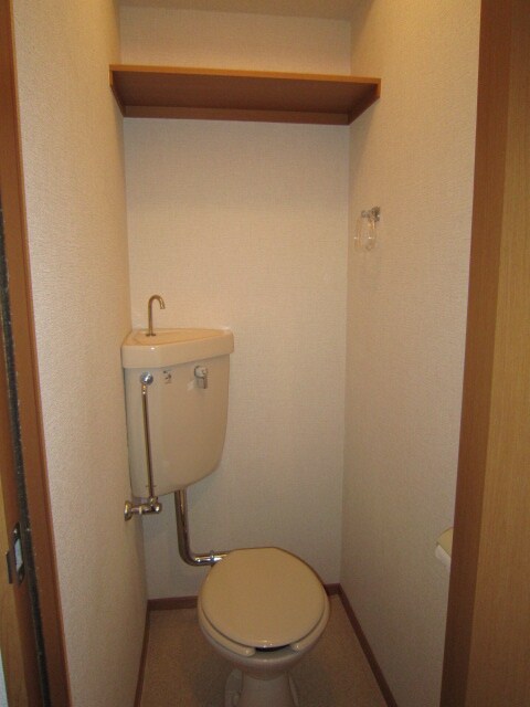 物件内観写真12　(トイレ)