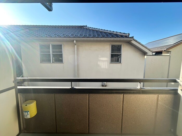 物件内観写真22　(室内からの展望)