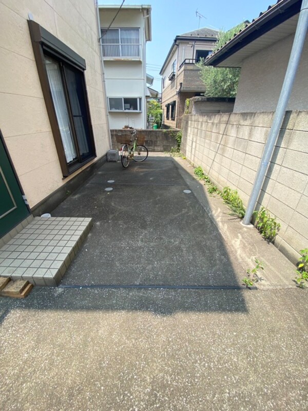 バイク置き場