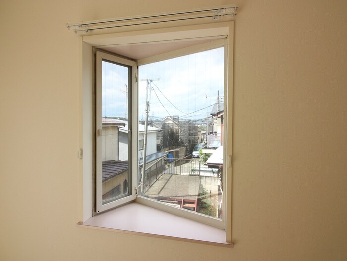 物件内観写真13　(室内からの展望)