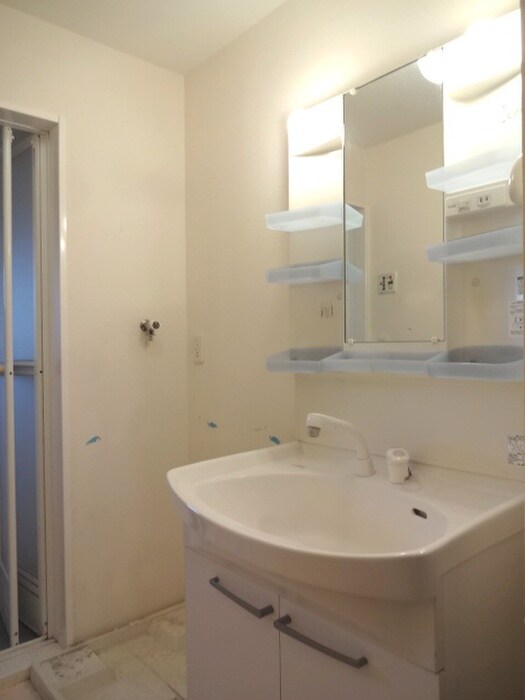 物件内観写真11　(洗面)