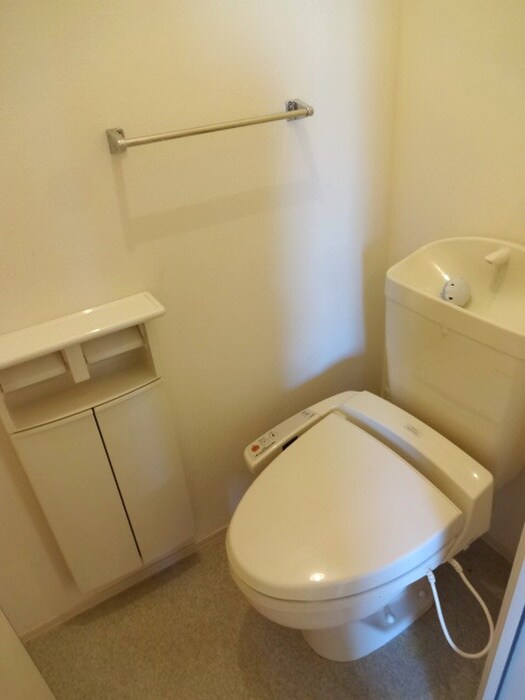 物件内観写真12　(トイレ)