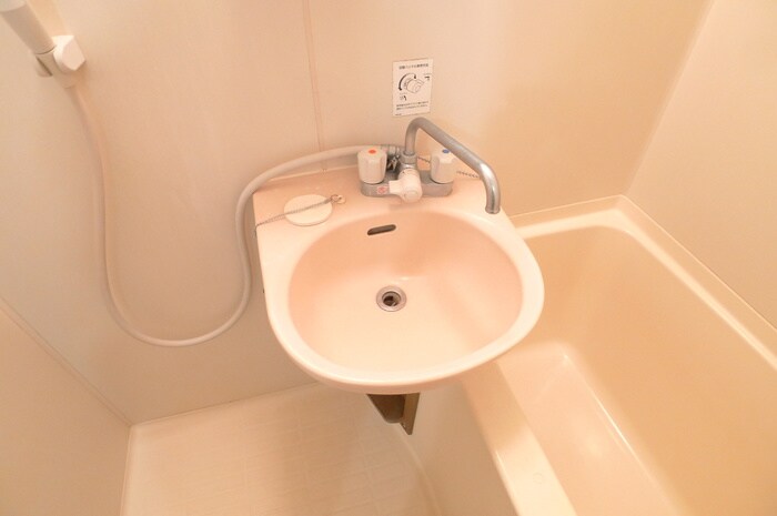 物件内観写真16　(洗面)