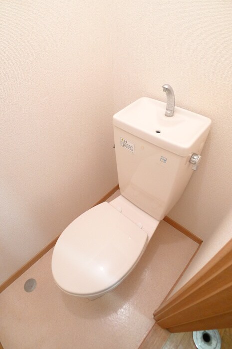 物件内観写真17　(トイレ)