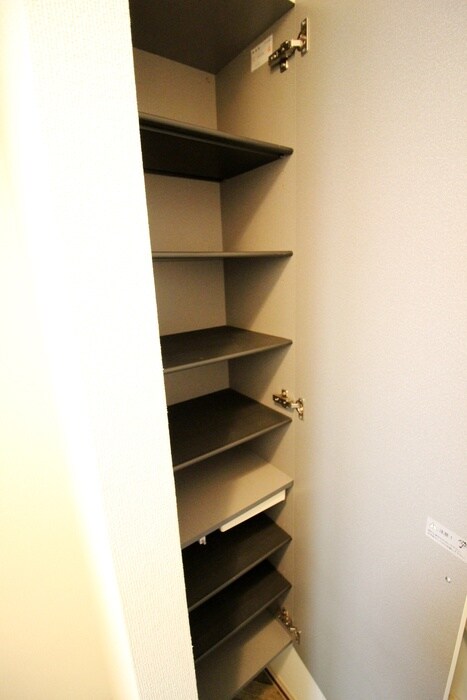 物件内観写真14　(靴箱)