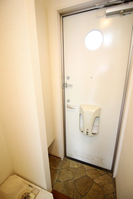 物件内観写真15　(玄関)