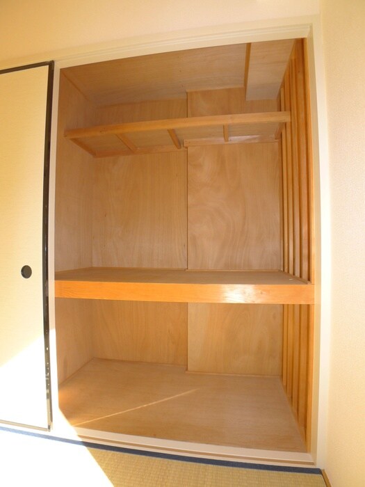 物件内観写真11　(収納)