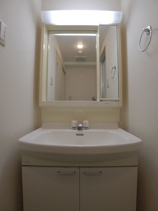 物件内観写真12　(洗面)