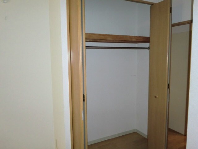 物件内観写真11　(収納)