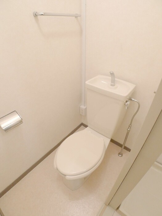 物件内観写真17　(トイレ)