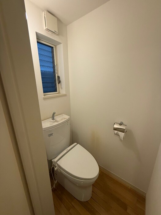 物件内観写真13　(トイレ)