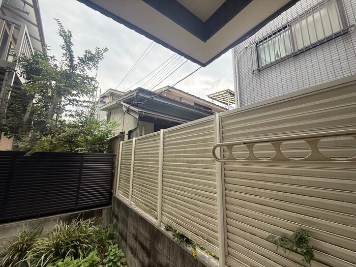 物件内観写真19　(室内からの展望)