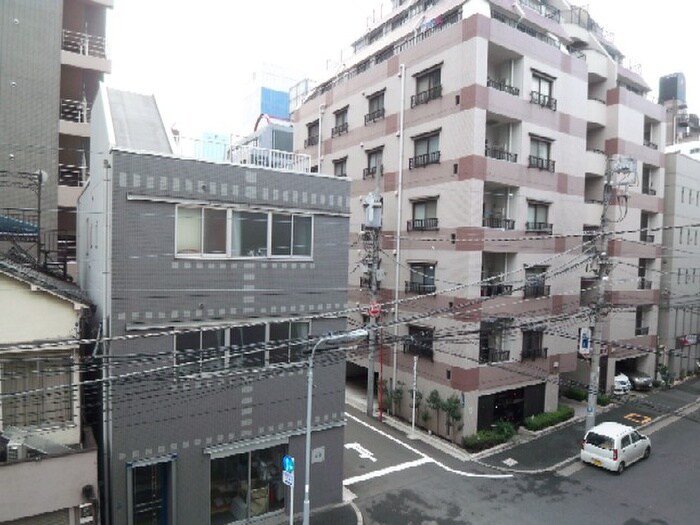 物件内観写真12　(室内からの展望)