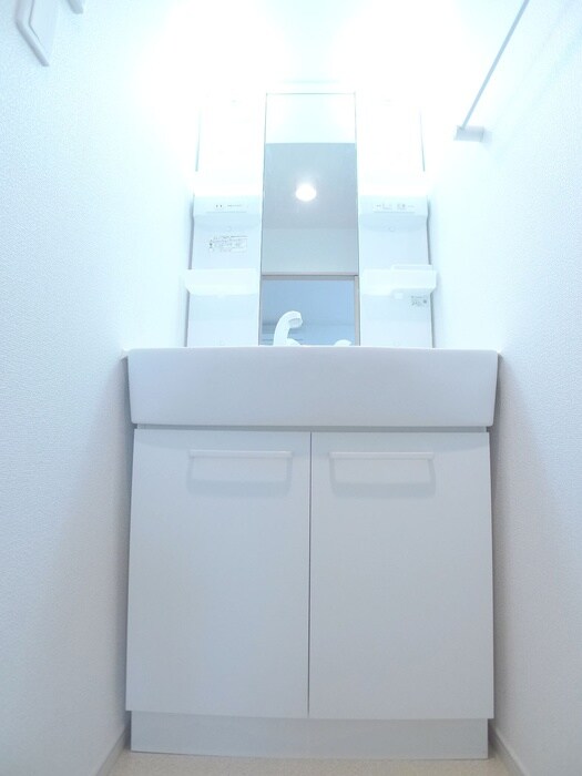 物件内観写真11　(洗面)