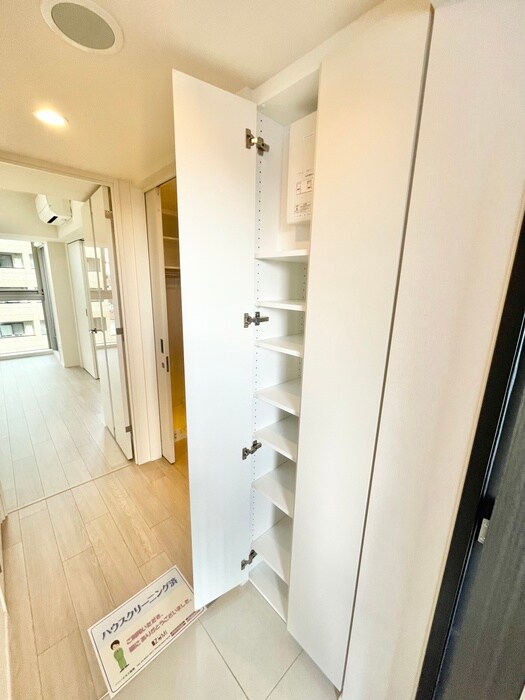 物件内観写真15　(靴箱)