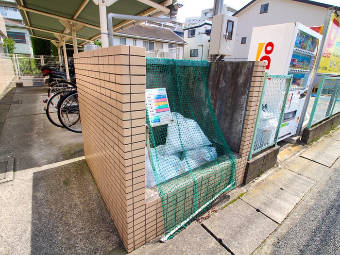 物件外観写真5　(建物設備)