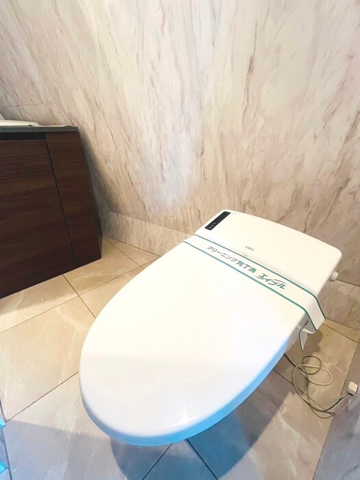 物件内観写真13　(トイレ)