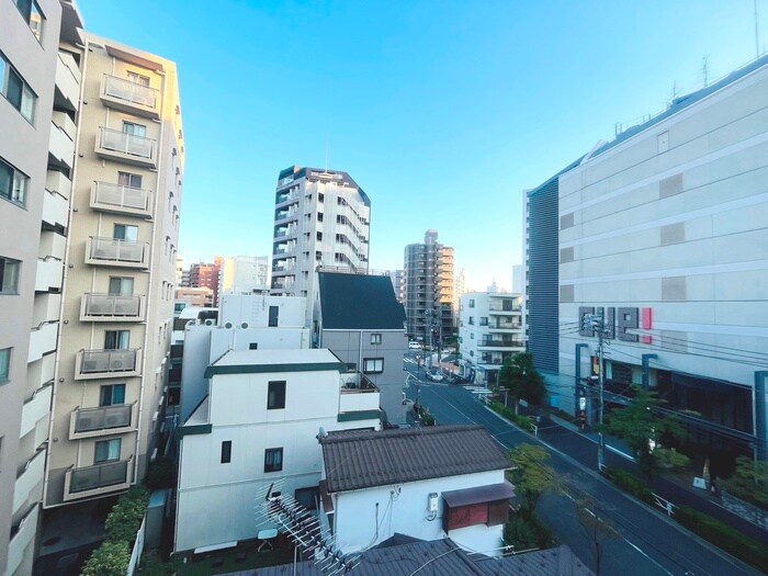 物件内観写真22　(室内からの展望)