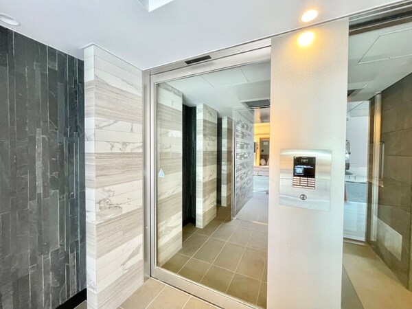 エントランス部分