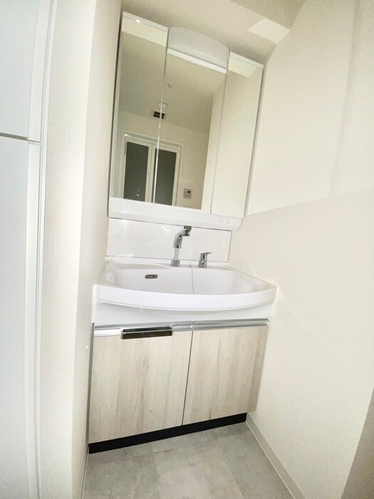 物件内観写真13　(洗面)